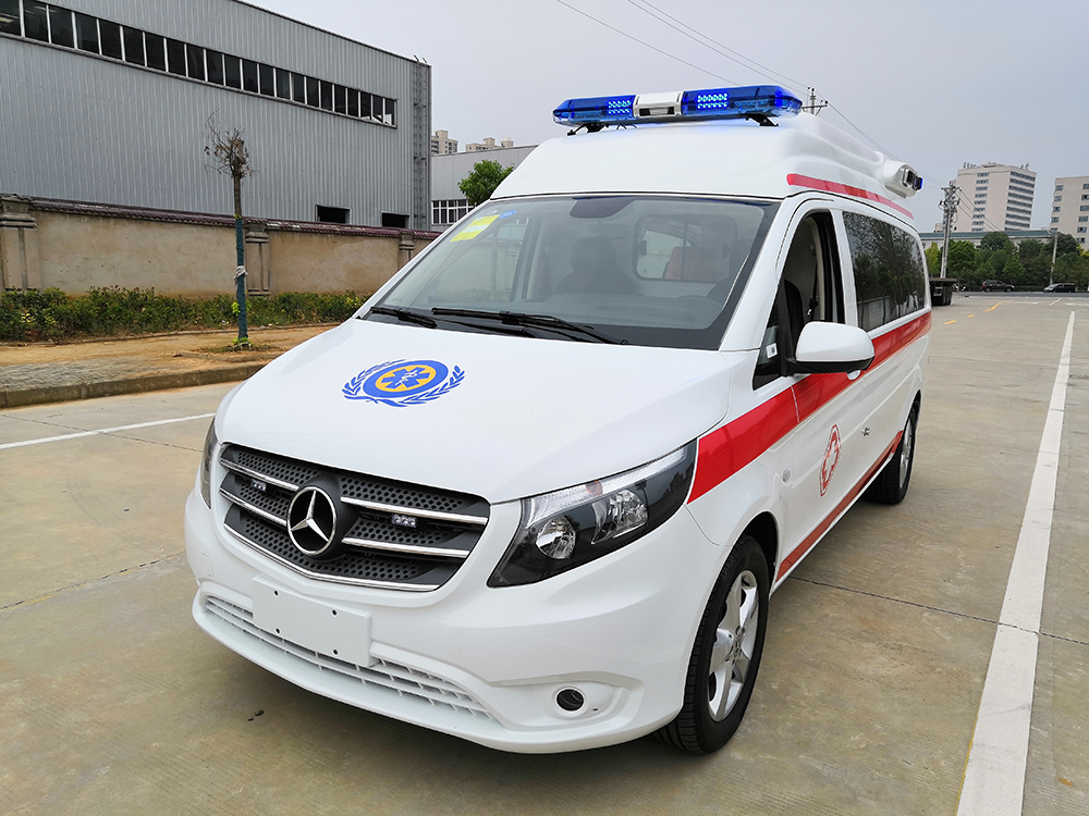奔驰威霆救护车吸塑 国六
